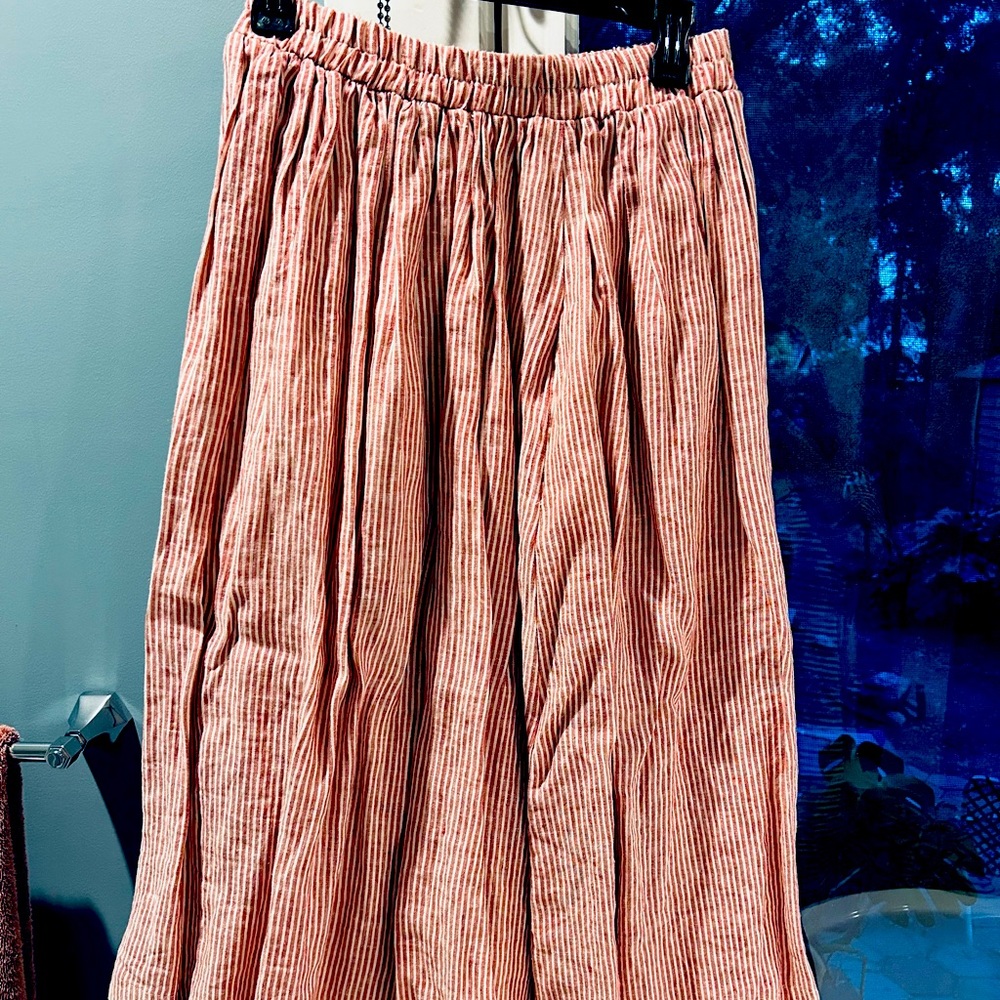 Pyne and Smith Linen Skirt, EUC, Size Small